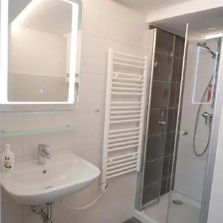 Apartment 2 Personen Bei Salzburg *