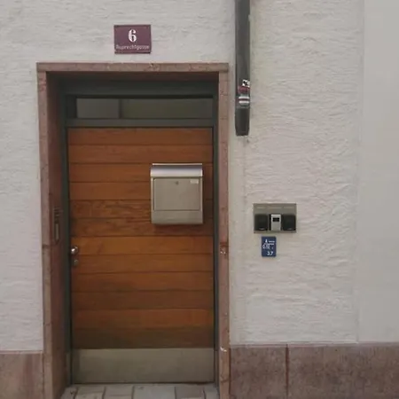 2 Personen Bei Salzburg