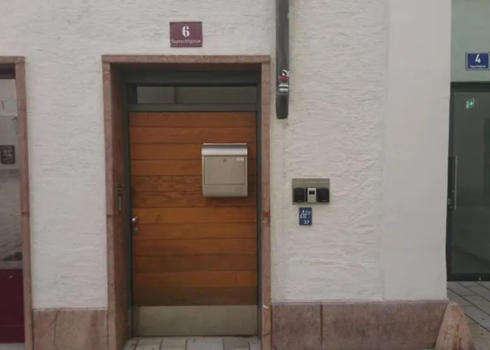 2 Personen Bei Salzburg